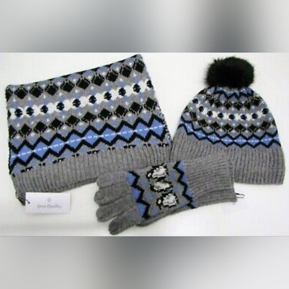 Vera Bradley Winter Set - Picture 1 of 4